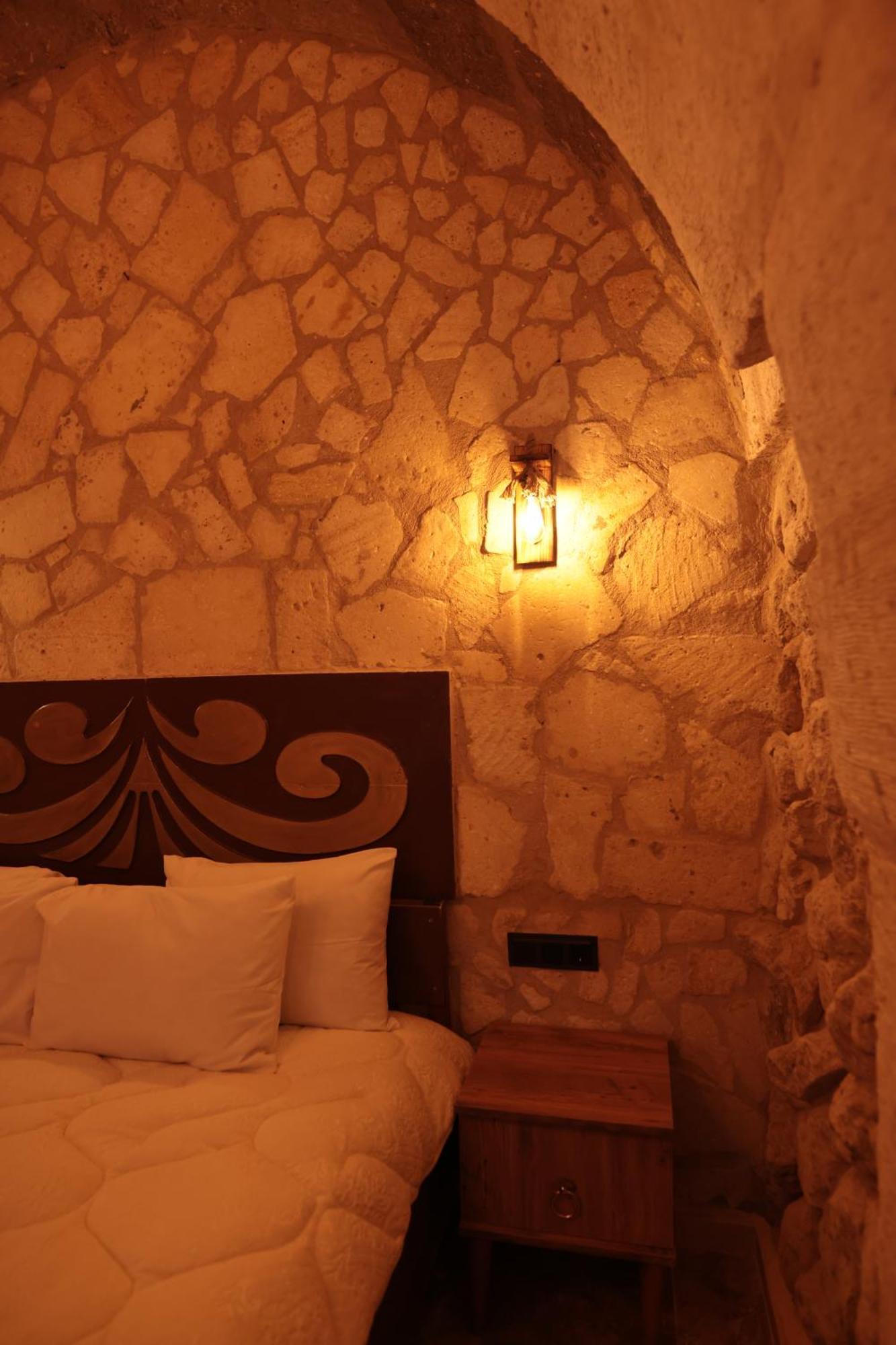 Stone Owl Otel & Restaurant Üçhisar Buitenkant foto