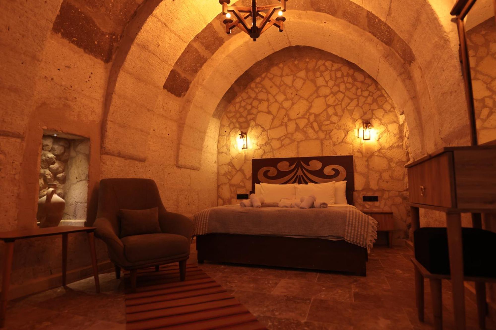 Stone Owl Otel & Restaurant Üçhisar Buitenkant foto
