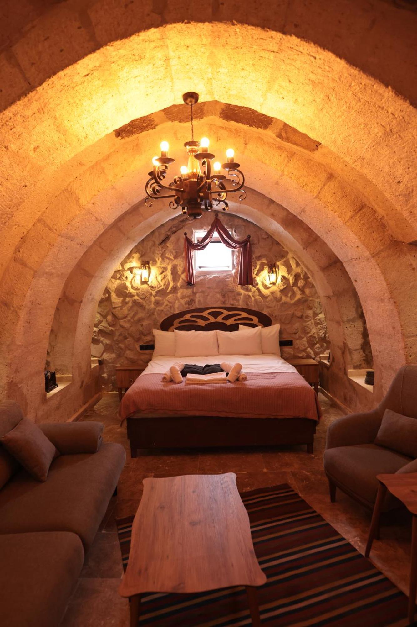 Stone Owl Otel & Restaurant Üçhisar Buitenkant foto