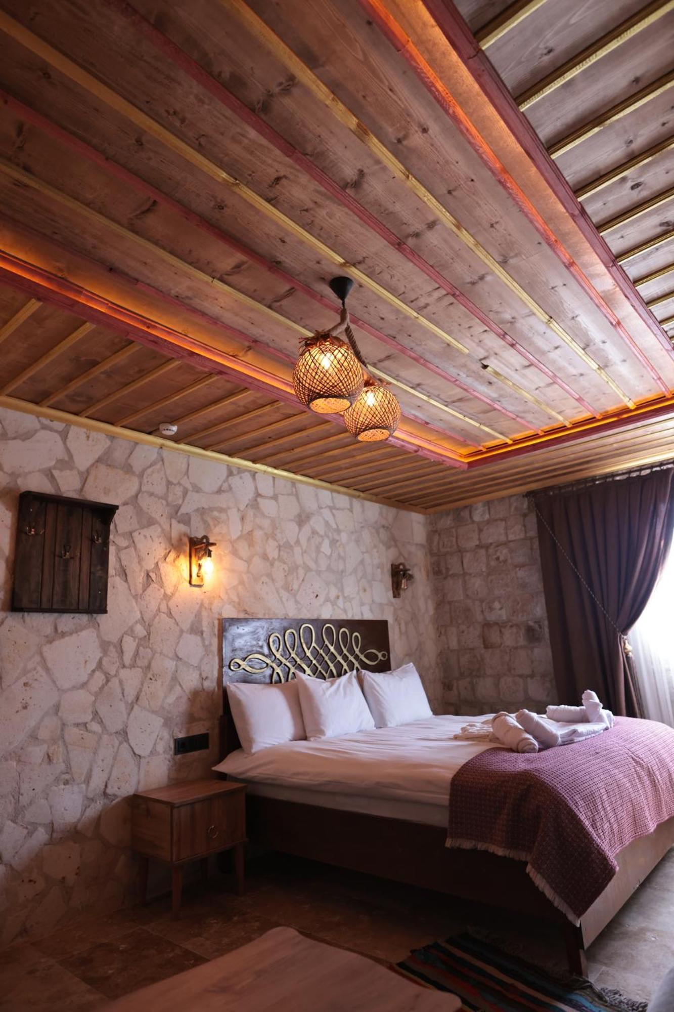 Stone Owl Otel & Restaurant Üçhisar Buitenkant foto