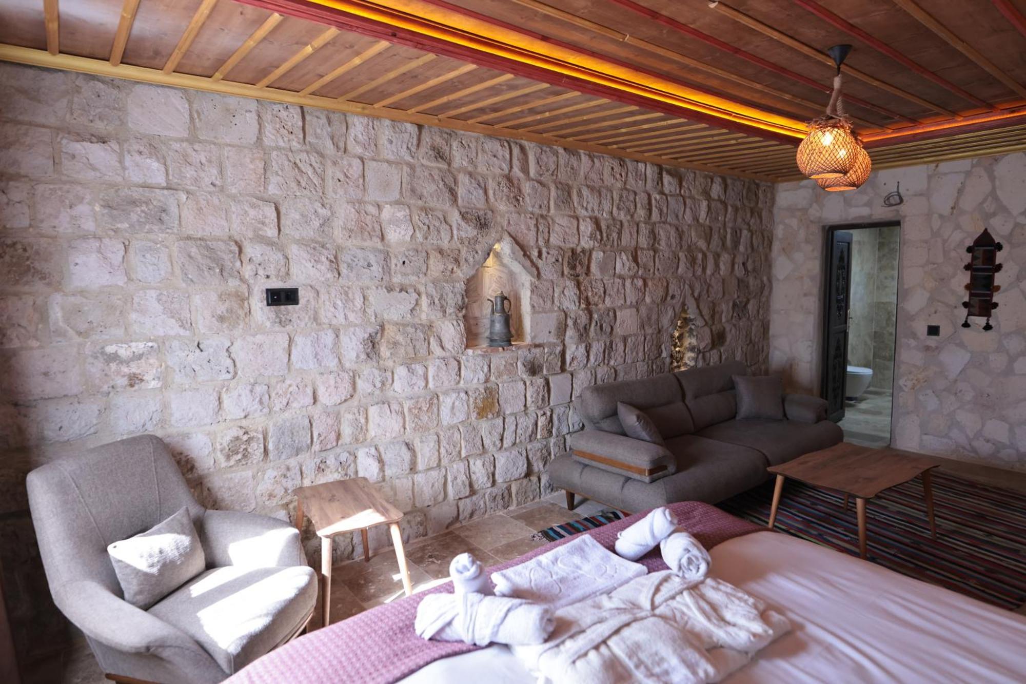 Stone Owl Otel & Restaurant Üçhisar Buitenkant foto