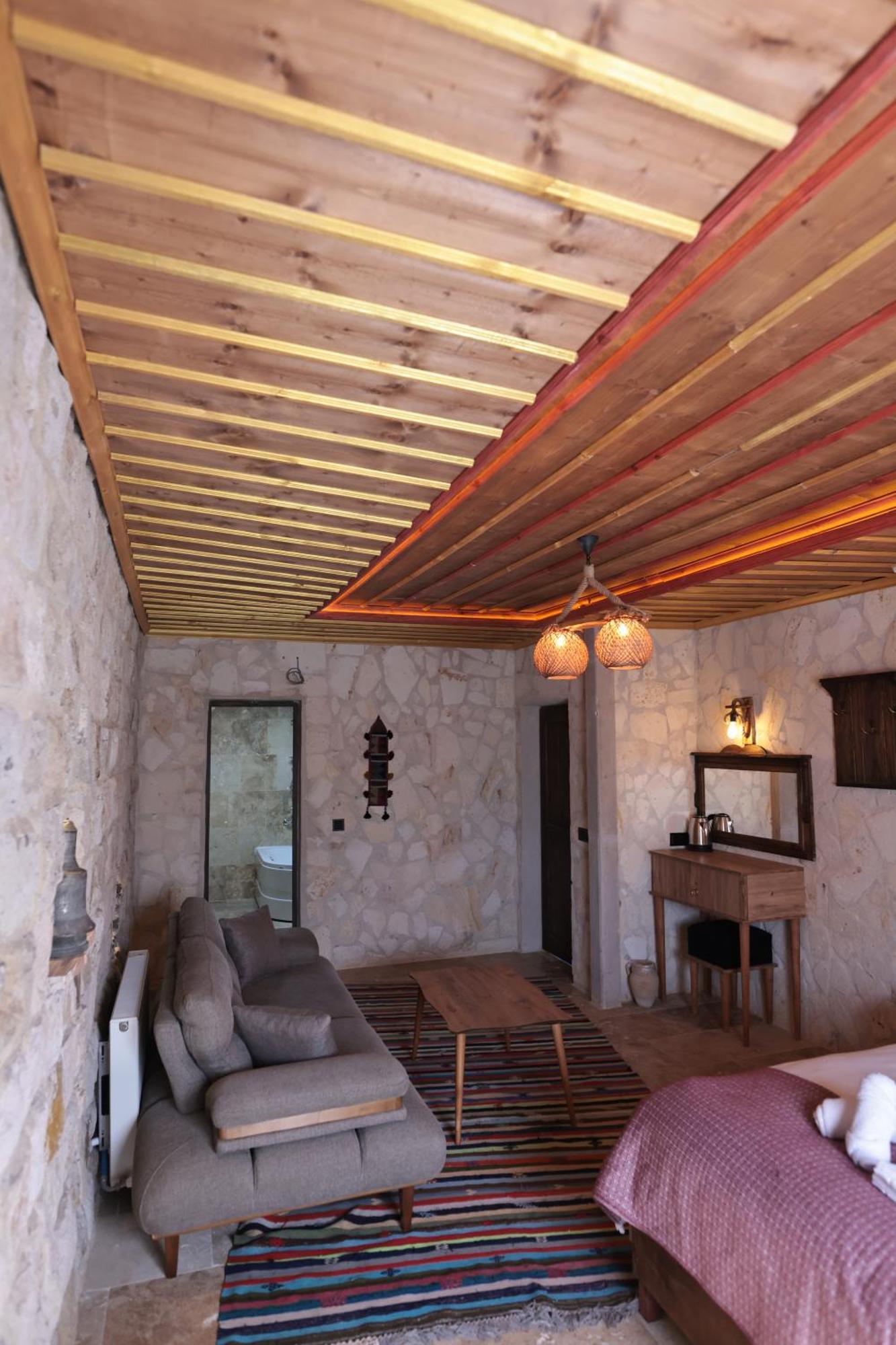 Stone Owl Otel & Restaurant Üçhisar Buitenkant foto